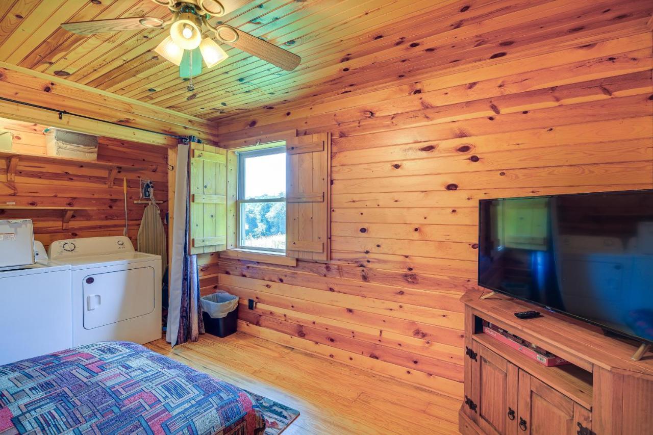 Blue Ridge Mountain Cabin With Views And Hot Tub Sparta Luaran gambar